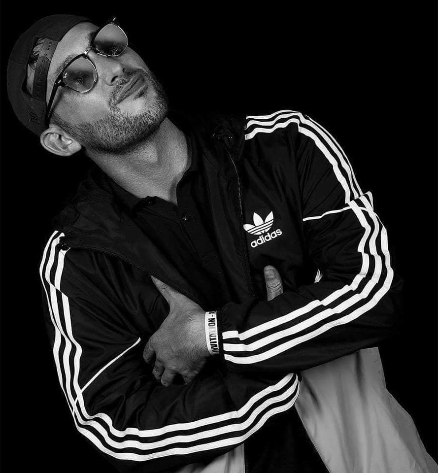 TOMMY2